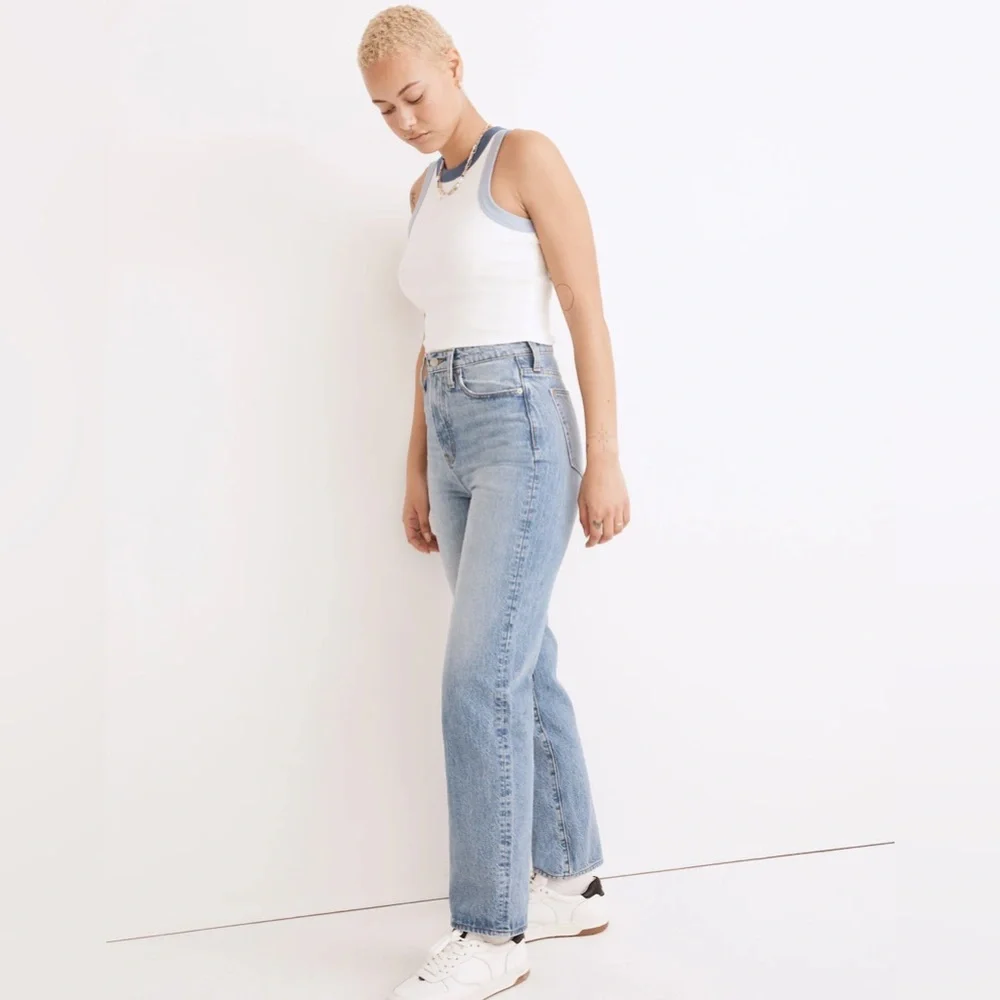 Madewell Petite Curvy Perfect Vintage Straight Jean in Seyland Wash